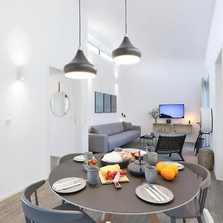2 Bedroom Front In Lembruch-duemmer Ferienhaus